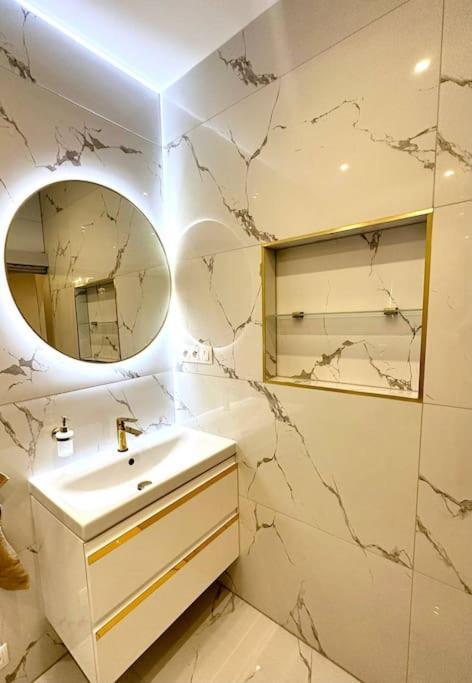 Luxury Apartment In Bratislava Exterior photo